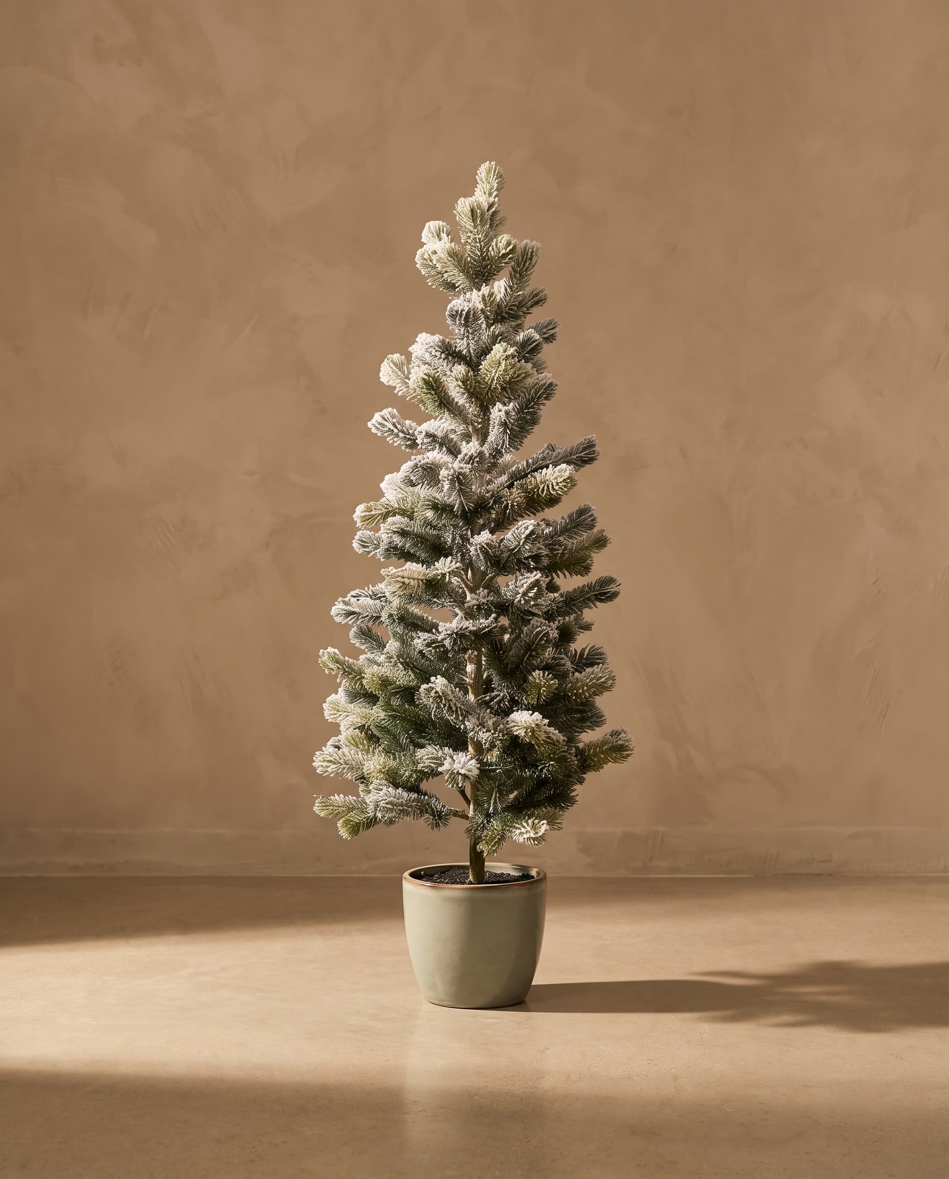 The Christmas Tree YF21PP-30362E 24"