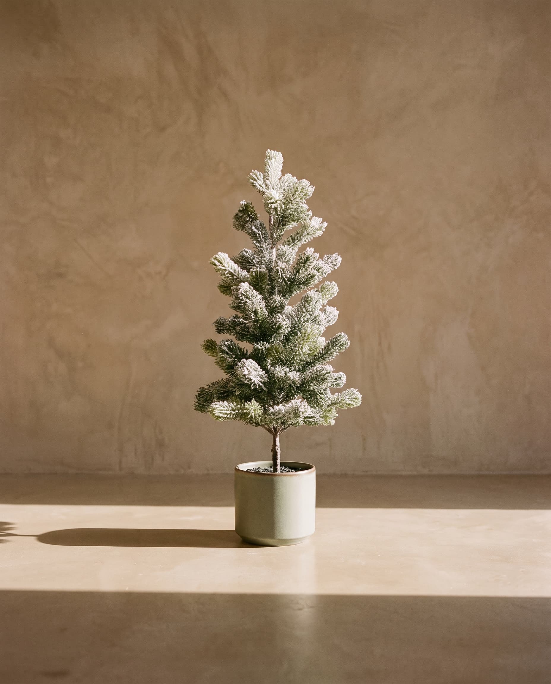 The Christmas Tree YF21PP-30363E 21"
